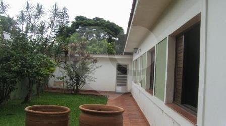 Casa Térrea à venda com 3 quartos em Vila Irmãos Arnoni, São Paulo, SP