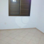 Apartamento à venda com 2 quartos, sendo 1 suíte, em Vila Tupi, Praia Grande, SP