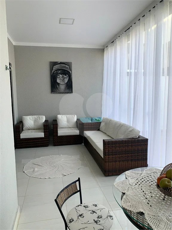 Casa à Venda no Condomínio Golden Park - Hortolândia