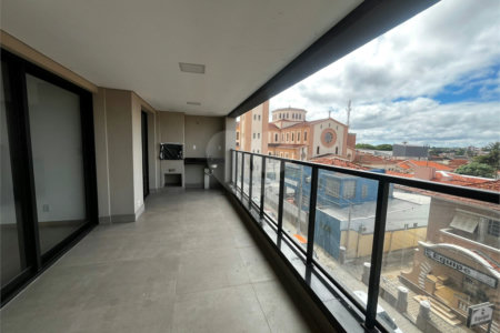 Apartamento à venda com 3 suítes no Centro, Itapetininga, SP