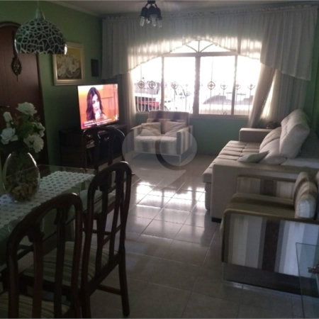 Casa à venda com 3 quartos, sendo 1 suíte, em Vila Galvão, Guarulhos, SP