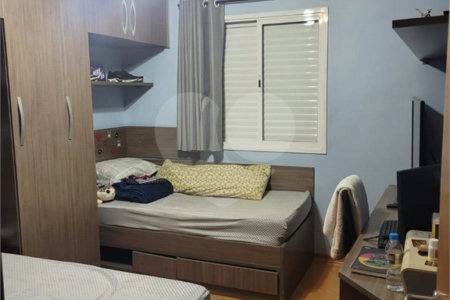 Casa à venda com 3 quartos, sendo 1 suíte, em Jardim Popular, São Paulo, SP