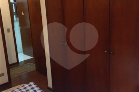Casa à venda ou para alugar com 5 quartos, sendo 1 suíte,  em Vila Oliveira, Mogi das Cruzes, SP