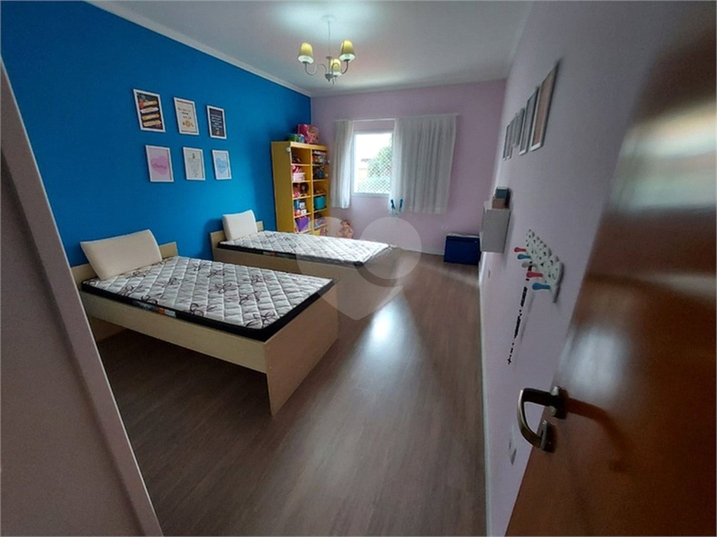Sobrado à venda com 3 quartos, sendo 1 suíte, em Vila Laís, São Paulo, SP