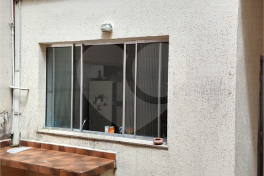 Sobrado à venda com 2 quartos em Tremembé, São Paulo, SP