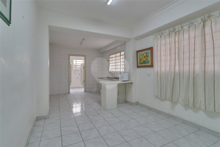 Sobrado à venda com 3 quartos, sendo 1 suíte, em Jardim Prudência, São Paulo, SP