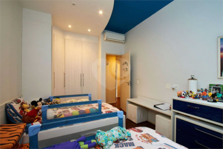 Apartamento à venda com 4 quartos, sendo 1 suíte, em Tijuca, Rio de Janeiro, RJ