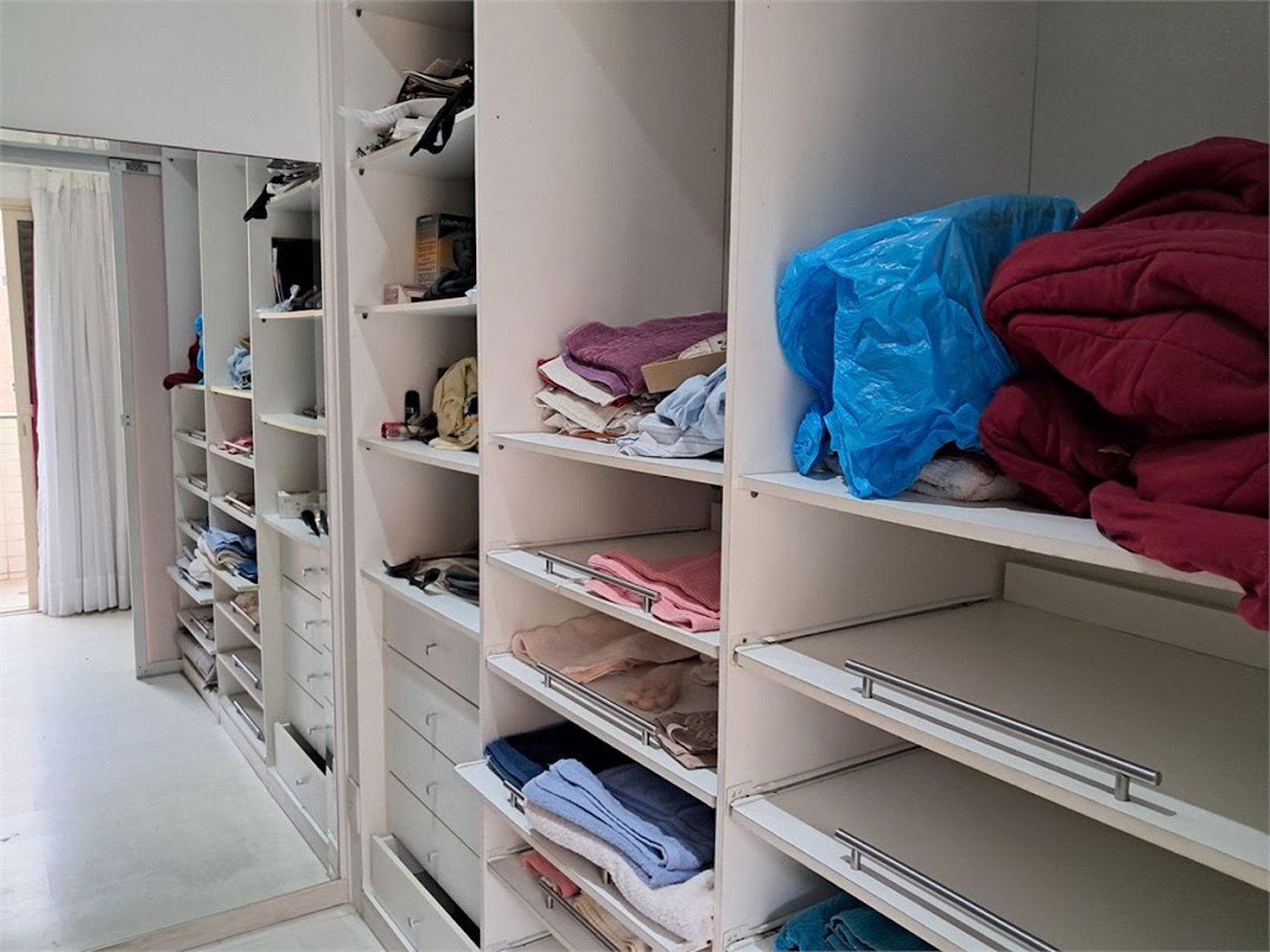 Apartamento Residencial à venda, Gonzaga, Santos - AP0761.