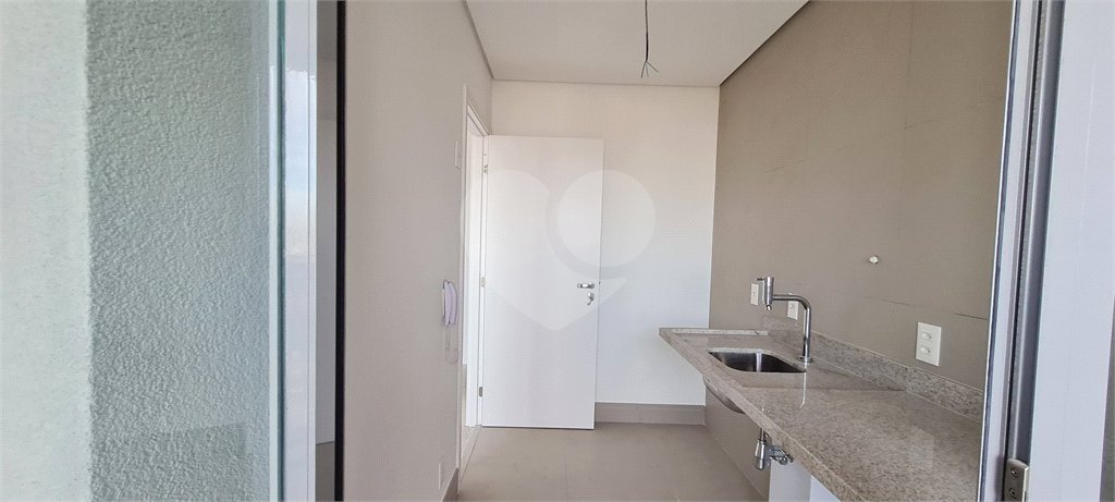 Apartamento à venda com 2 quartos, sendo 1 suíte,  em Pinheiros, São Paulo, SP