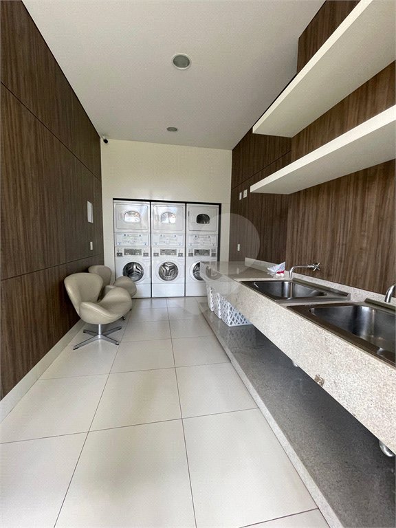 Apartamento à venda com 3 quartos, sendo 1 suíte, em Aclimação, São Paulo, SP