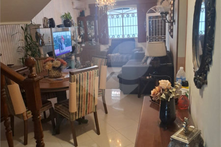 Casa à venda com 4 quartos, sendo 1 suíte, em Campo Grande, Rio de Janeiro, RJ