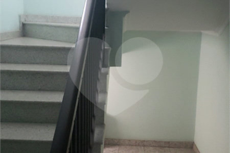 Sobrado à venda ou para alugar com 4 quartos, sendo 2 suítes, em Vila Congonhas, São Paulo, SP