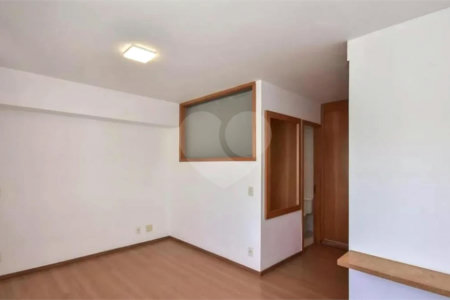 Cobertura à venda com 3 quartos, sendo 2 suítes,  em Paraíso do Morumbi, São Paulo, SP
