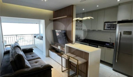 Apartamento à venda com 2 quartos, sendo 1 suíte,  em Mooca, São Paulo, SP