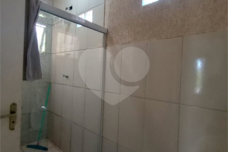 Casa à venda com 4 quartos, sendo 1 suíte, em Jardim Maricota, Itapetininga, SP