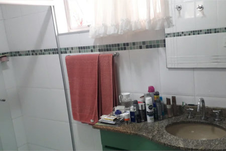 Casa à venda com 3 quartos, sendo 2 suítes,  em Jardim Leonor, São Paulo, SP