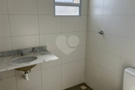 Casa à venda com 3 quartos, sendo 1 suíte,  no condomínio Residencial Vila Amarone, Sorocaba - SP