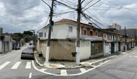 Sobrado à venda com 3 quartos, sendo 1 suíte,  em Interlagos, São Paulo, SP