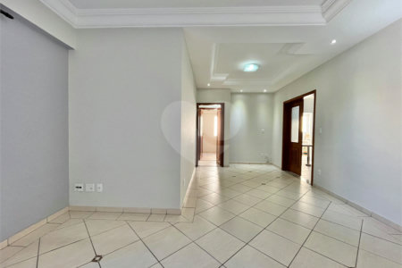 Apartamento à venda com 3 quartos, sendo 1 suíte, em Parque Campolim, Sorocaba, SP