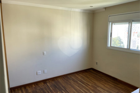 Apartamento à venda com 3 suítes em Jardim Ampliação, São Paulo, SP