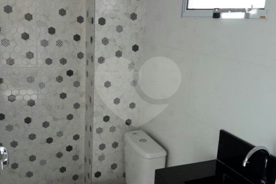 Sobrado à venda com 3 quartos, sendo 1 suíte, em Villa Verde, Franco da Rocha, SP