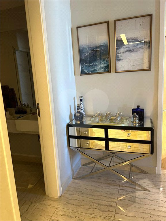 Apartamento à venda com 3 quartos, sendo 1 suíte, em Vila Anastácio, São Paulo, SP