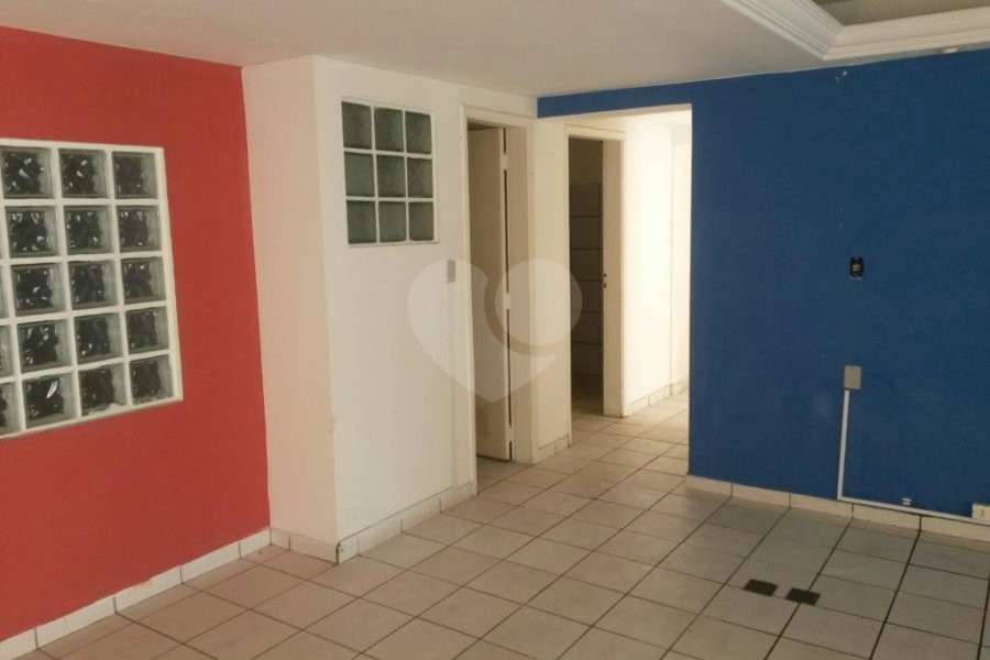 Sobrado à venda com 15 quartos, sendo 3 suítes, em Tucuruvi, São Paulo, SP
