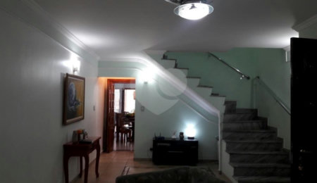 Sobrado à venda com 3 quartos, sendo 1 suíte, em Vila Harmonia, Guarulhos, SP