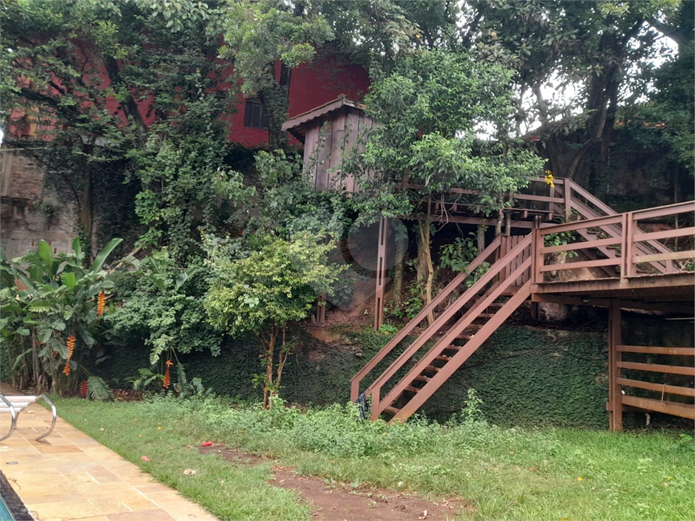 Sobrado à venda com 6 quartos, sendo 3 suítes, em Rolinópolis, São Paulo, SP