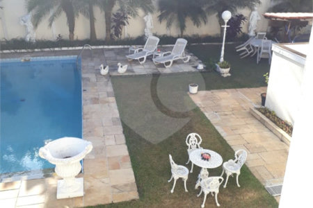 Casa à venda ou para alugar com 5 suítes em Jardim Leonor, São Paulo, SP