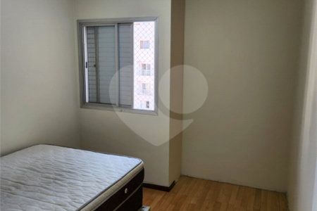 Apartamento à venda com 3 quartos, sendo 1 suíte,  em Jardim Simus, Sorocaba, SP