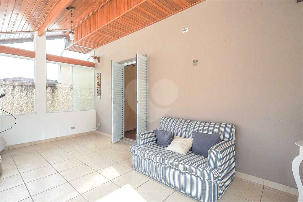 Casa Térrea à venda com 3 quartos, sendo 1 suíte, em Cidade Vargas, São Paulo, SP
