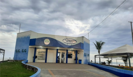 Apartamento à venda com 2 quartos, sendo 1 suíte, no Centro, Mongaguá, SP