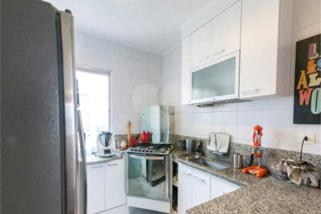 Apartamento à venda com 2 quartos, sendo 1 suíte, em Vila Olímpia, São Paulo, SP