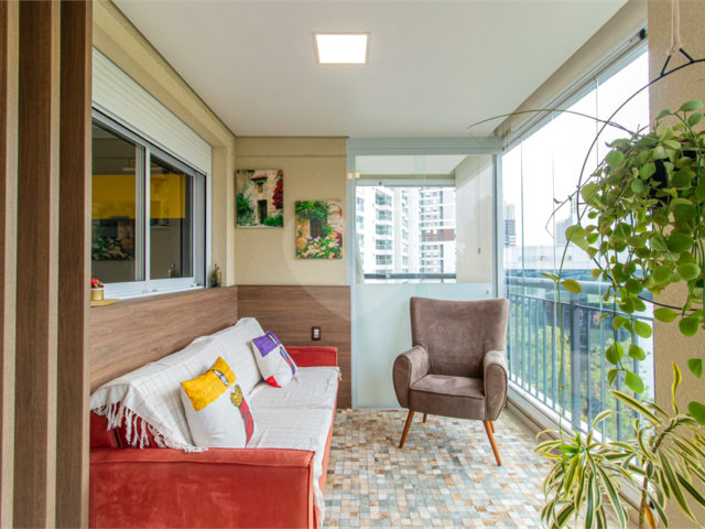 Apartamento à venda com 3 suítes em Chácara Santo Antônio, São Paulo, SP