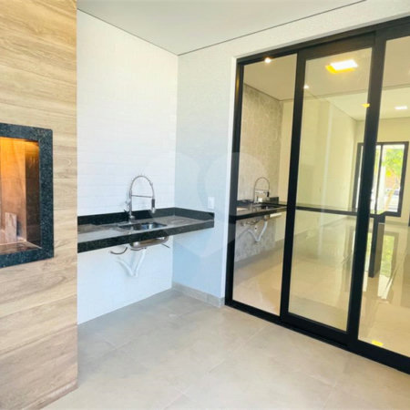 Casa à venda com 3 suítes no condomínio Terras de São Francisco, Sorocaba - SP