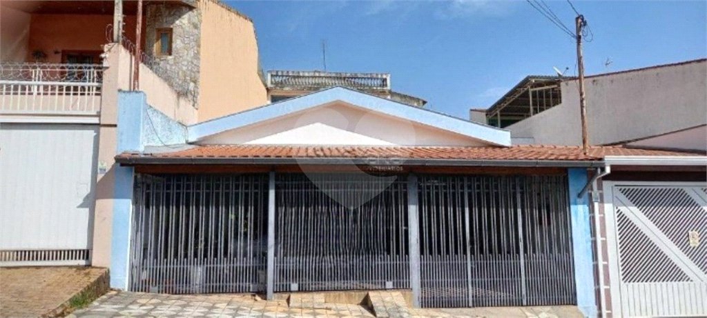Casa à venda com 3 quartos, sendo 1 suíte, em Vila Barcelona, Sorocaba, SP