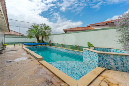 Casa à venda com 4 suítes no condomínio Vinhas da Vista Alegre - Lado Sede, Vinhedo - SP