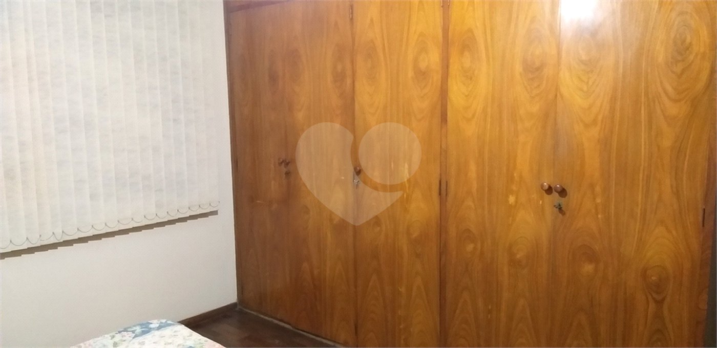 Sobrado à venda com 3 quartos em Vila Irmãos Arnoni, São Paulo, SP