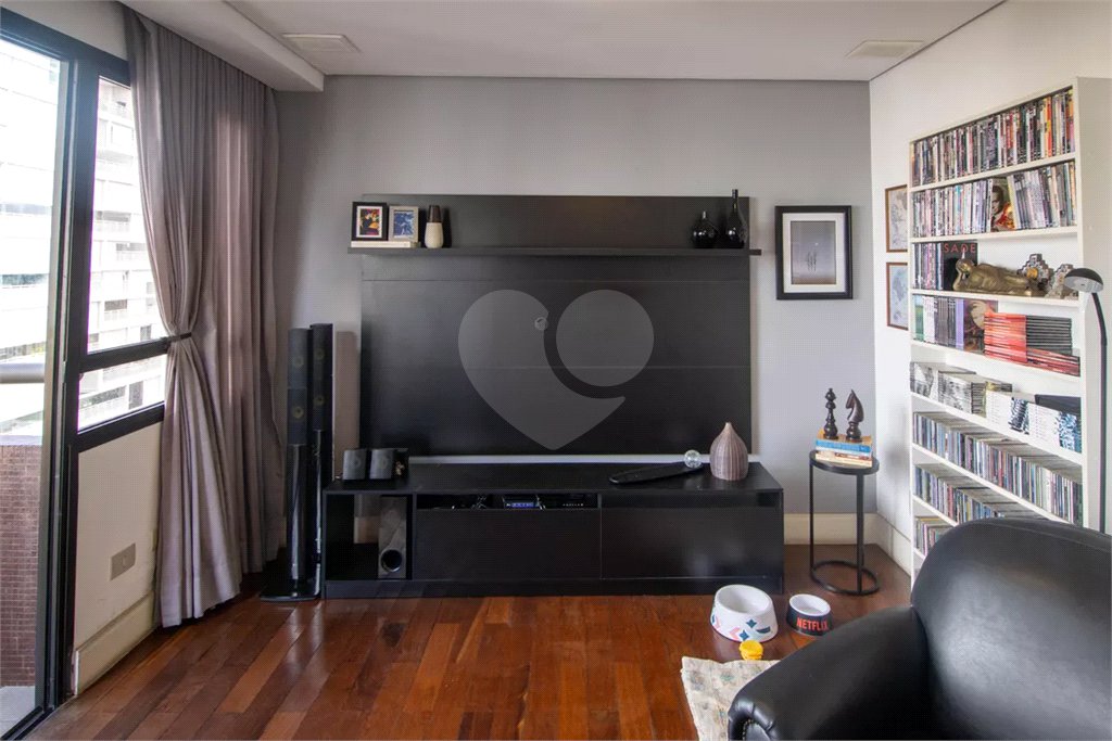Duplex à venda com 2 suítes em Jardim Londrina, São Paulo, SP