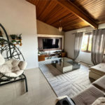 Casa à venda com 3 quartos, sendo 1 suíte, no condomínio Residencial Jardim das Flores 1510, Cotia - SP