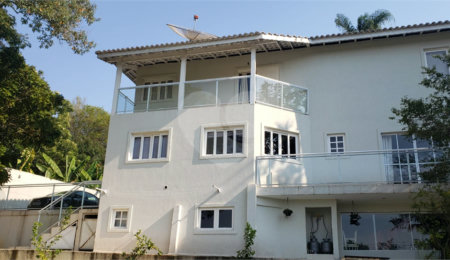 Casa à venda com 4 suítes em Pirucaia, Mairiporã, SP