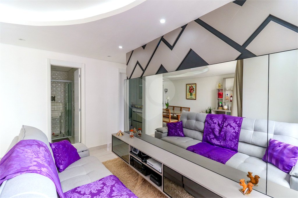 Apartamento à venda com 3 quartos, sendo 1 suíte, em Santo Amaro, São Paulo, SP