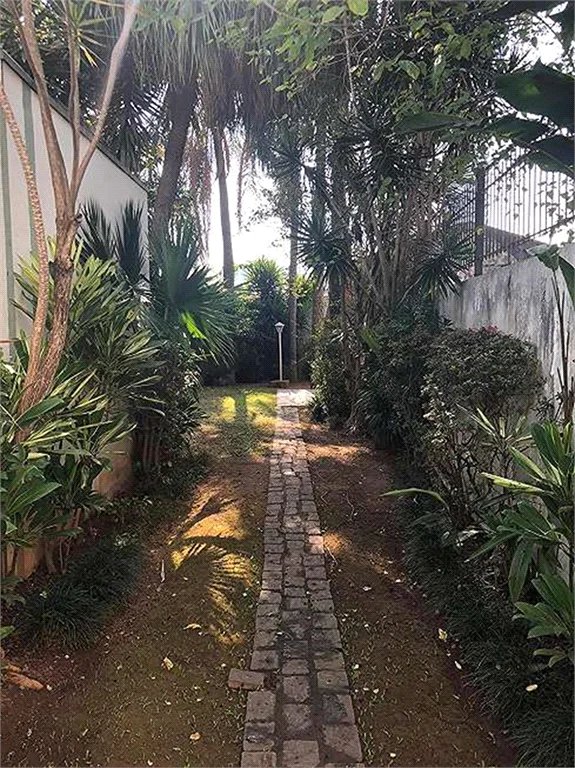 Casa à venda com 4 quartos, sendo 1 suíte, em Vila Cordeiro, São Paulo, SP