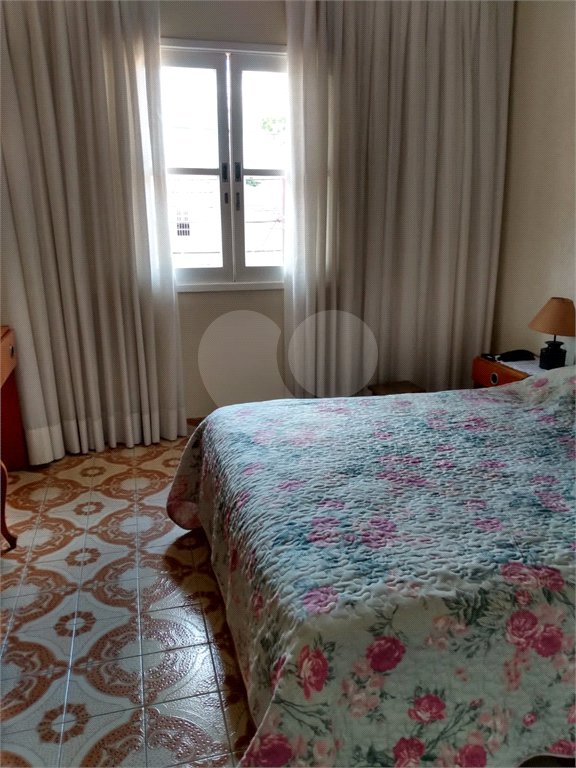 Sobrado à venda com 3 quartos em Vila Cordeiro, São Paulo, SP