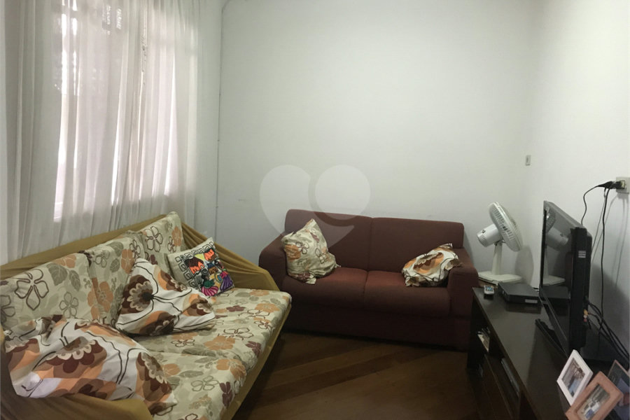 Casa à venda com 4 quartos em Parada Inglesa, São Paulo, SP
