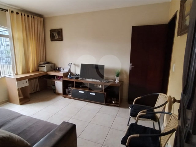 Sobrado à venda com 3 quartos, sendo 1 suíte,  em Tremembé, São Paulo, SP