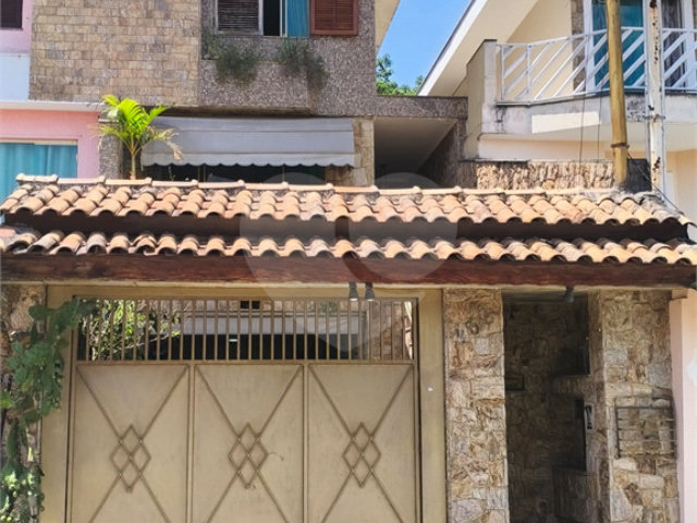Sobrado à venda com 3 quartos, sendo 1 suíte,  em Tremembé, São Paulo, SP