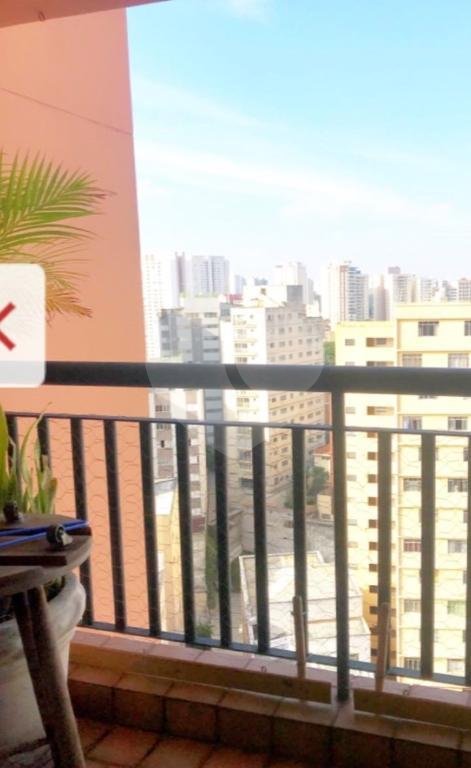 Apartamento Residencial à venda na Aclimação.
