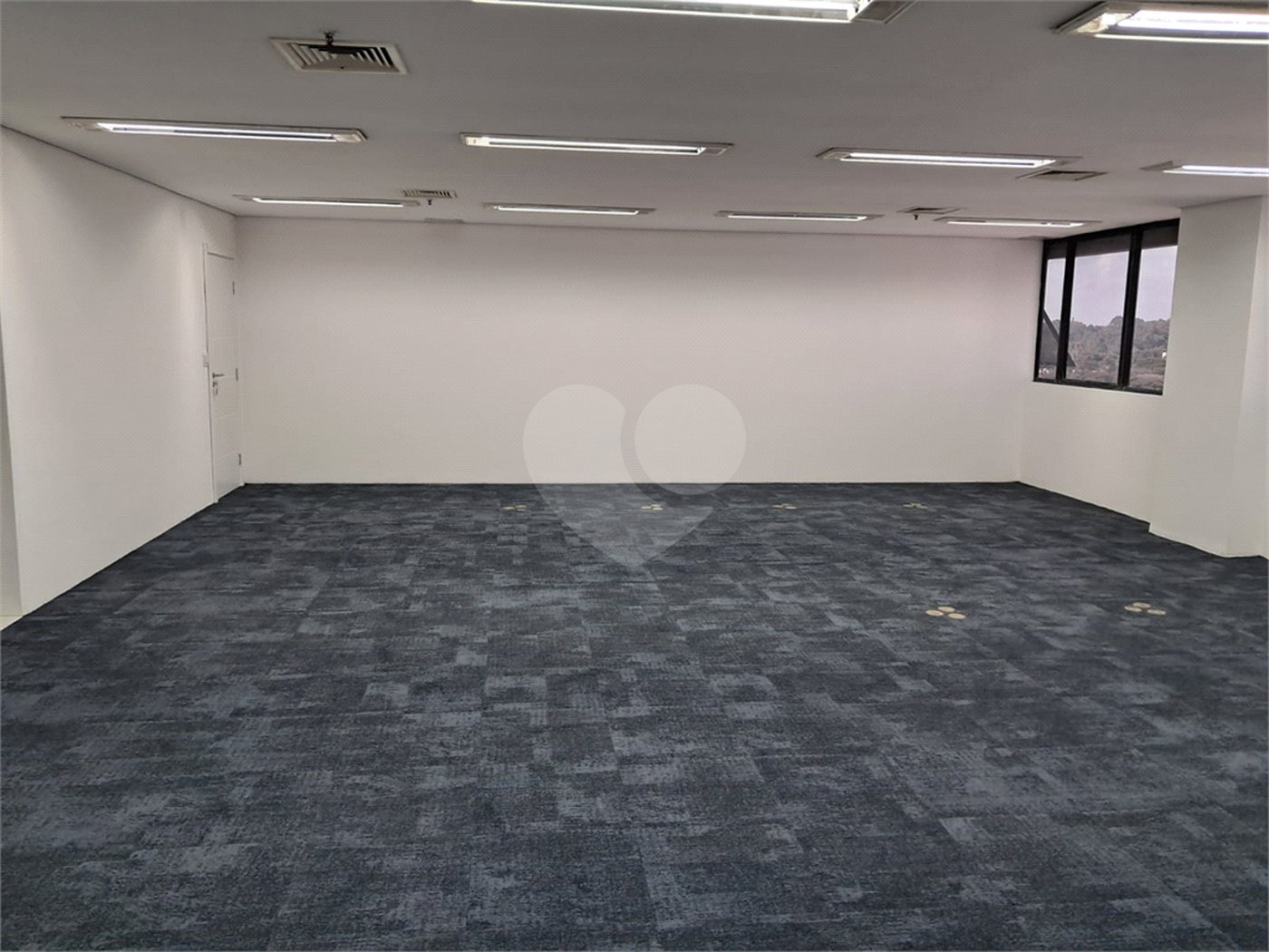 Sala à venda em Alto da Boa Vista, São Paulo, SP